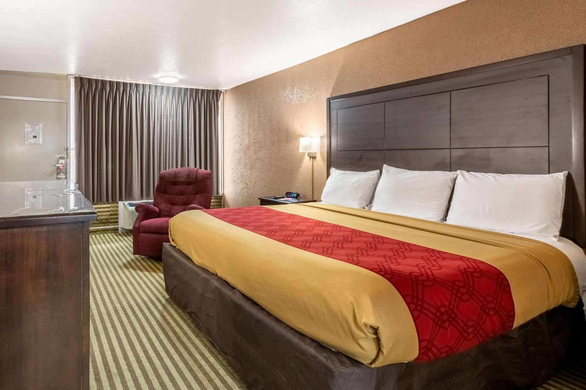 Econo Lodge Winfield Kültér fotó